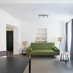 Modern Apartment In Trastevere