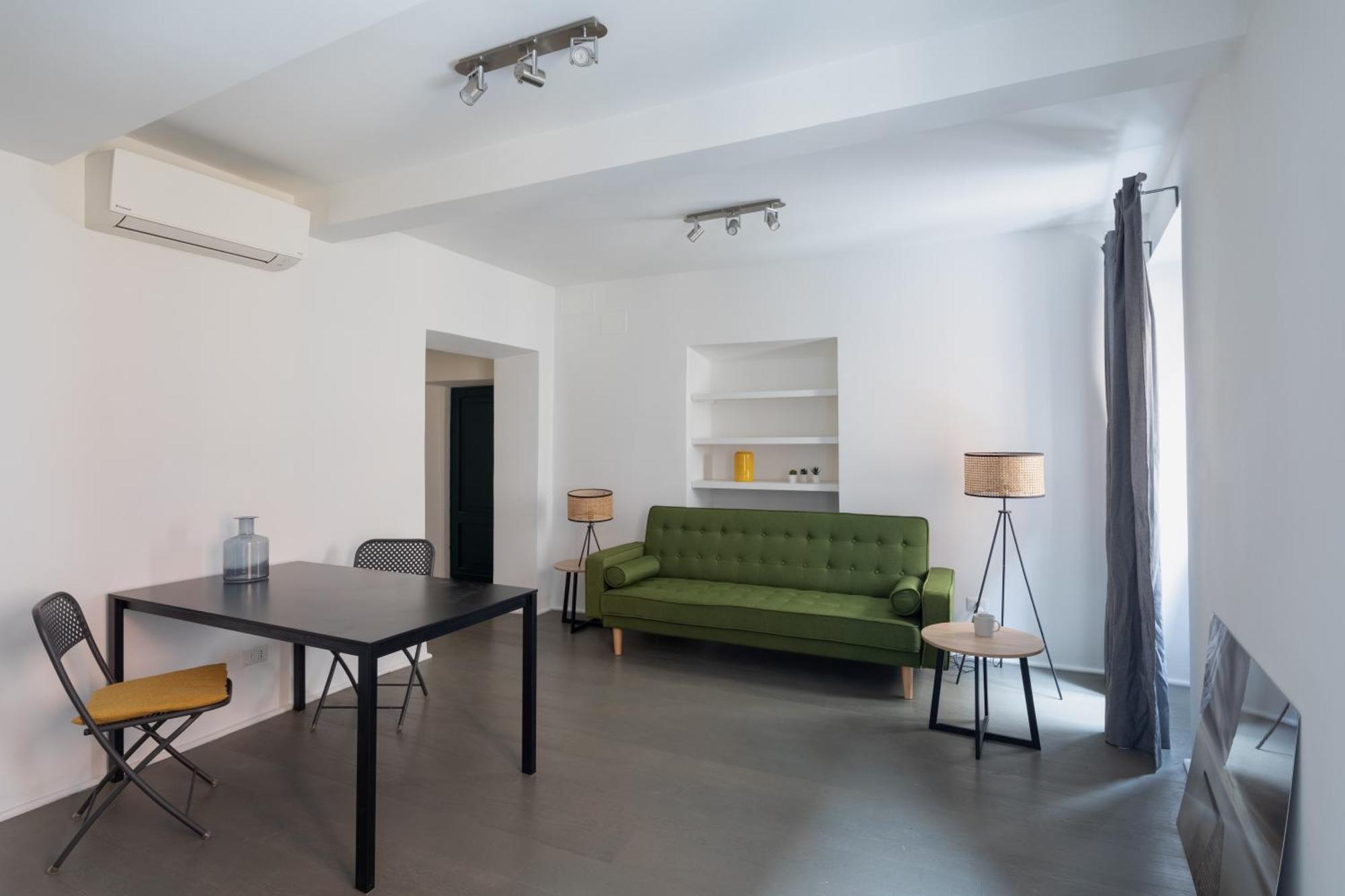 Modern In Trastevere
